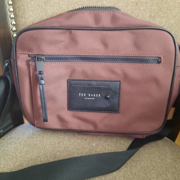 NWOT Ted Baker Blondd Travel Nylon Flight Bag - Oxblood - Picture 2 of 5